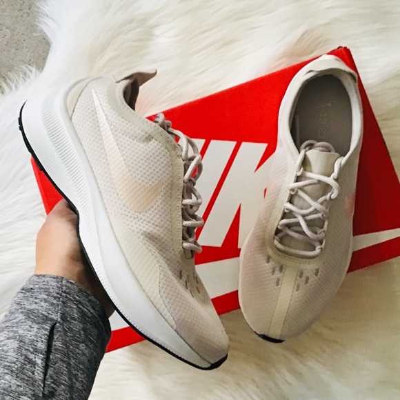 nike fast exp racer